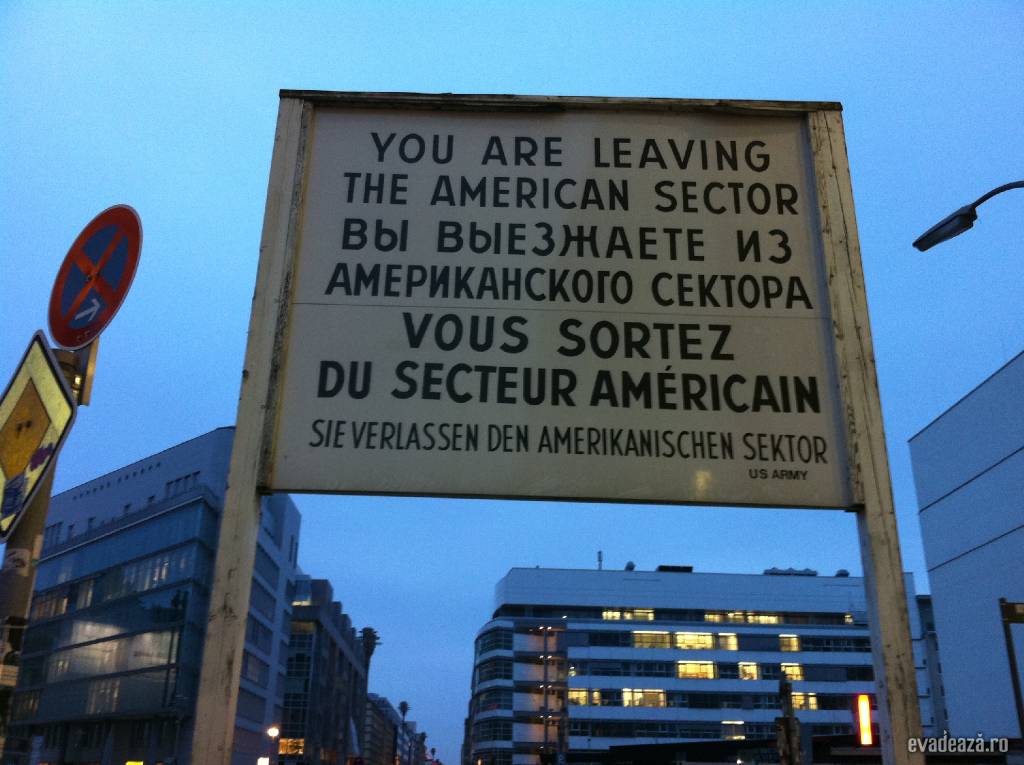 Checkpoint Charlie | 3